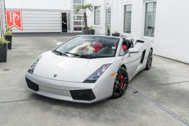 Cabriolet in Bellevue, WA, United States 3 - 18817962
