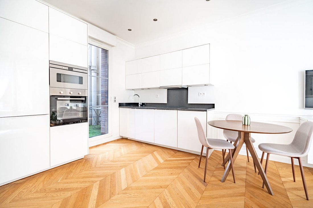 Apartment in La Plaine des Sablons, Neuilly-sur-Seine, France 4 - 18817856