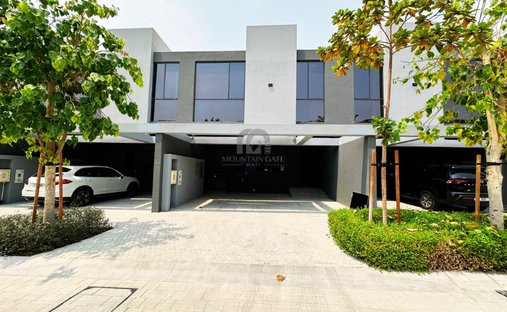 Maison de ville en Al Majaz, Charjah, Émirats arabes unis 1