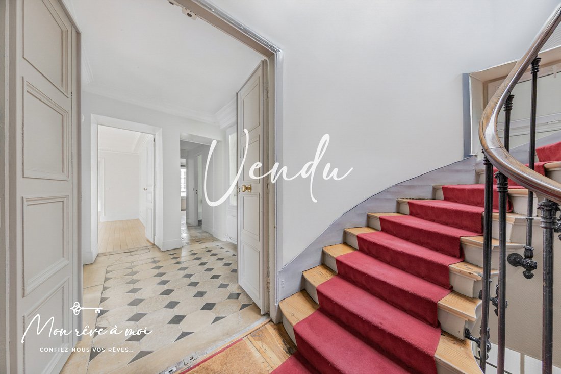 Apartment in Clignancourt-Jules Joffrin, Paris 18e Arrondissement, Paris 1 - 18332945