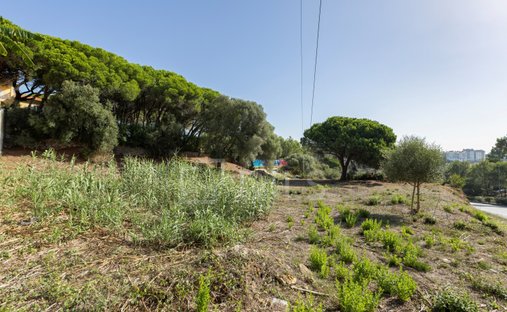 Land in Alcabideche, Lisbon, Portugal 1
