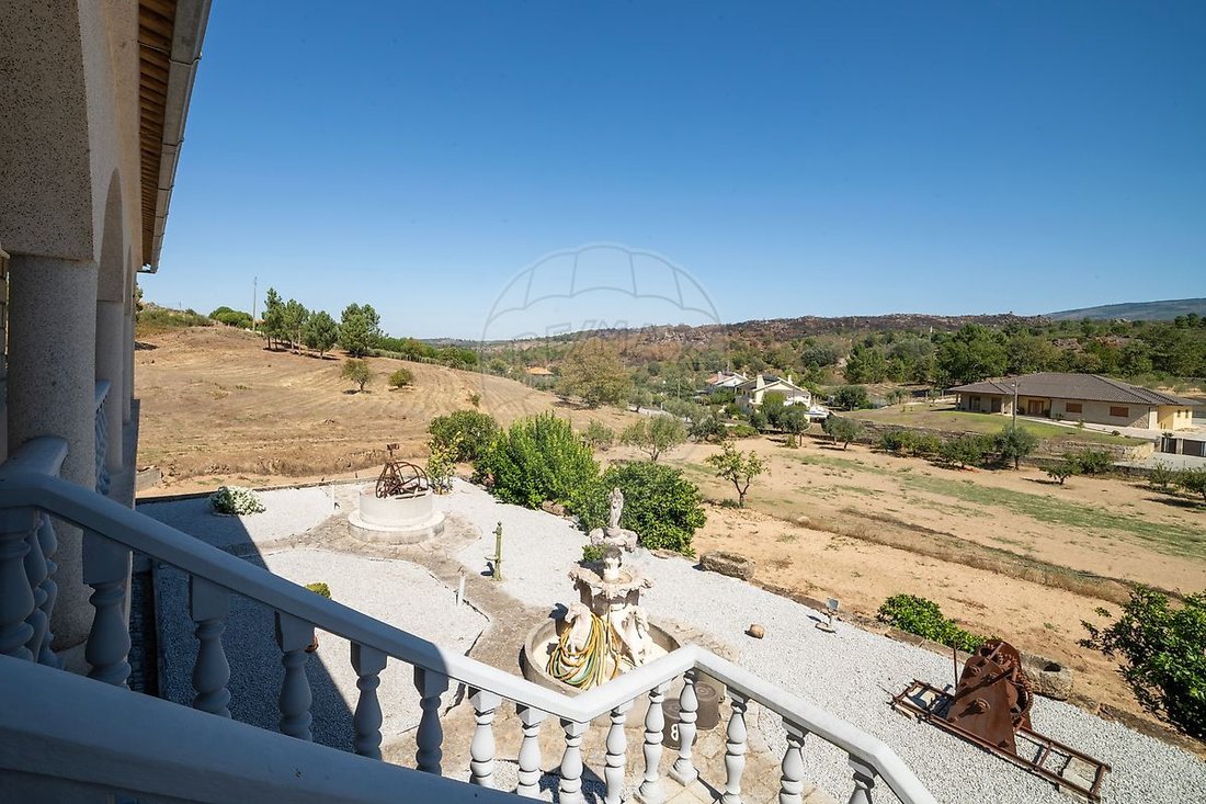 Farm Ranch in Juncais, Vila Ruiva e Vila Soeiro do Chao, Guarda District, Portugal 3 - 18775085