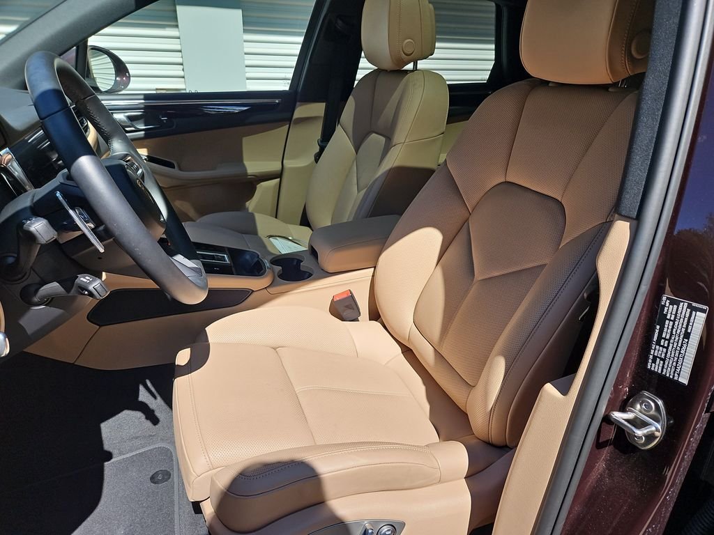 Suv in Stratham, NH, United States 5 - 16617277