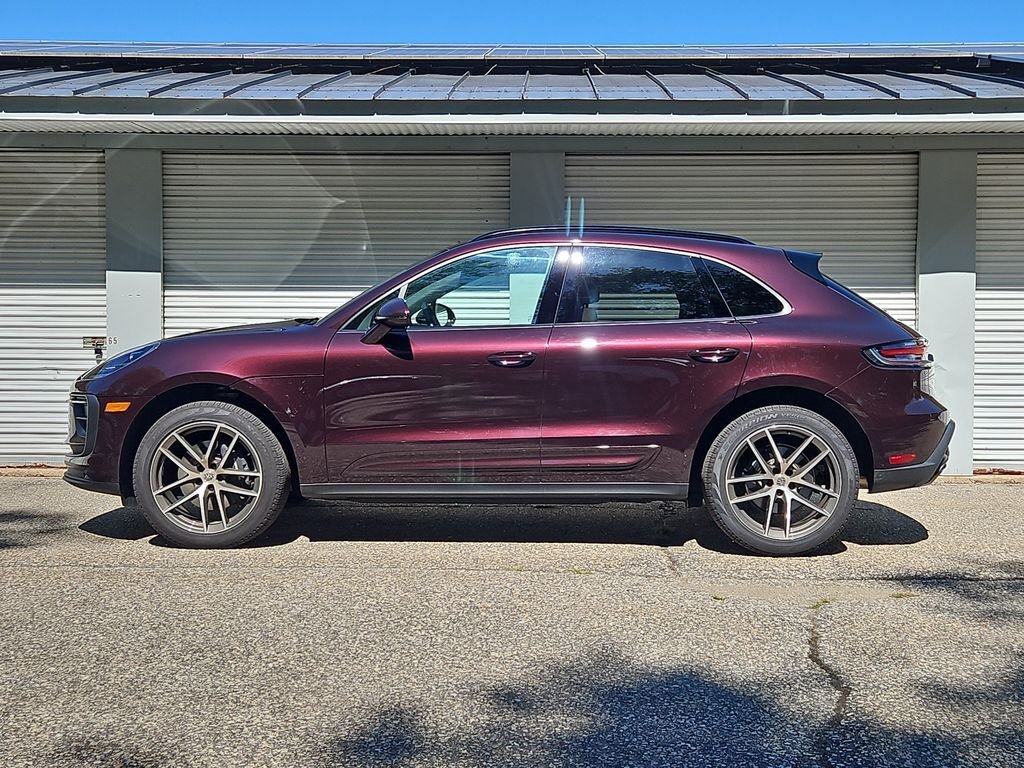Suv in Stratham, NH, United States 2 - 16617277