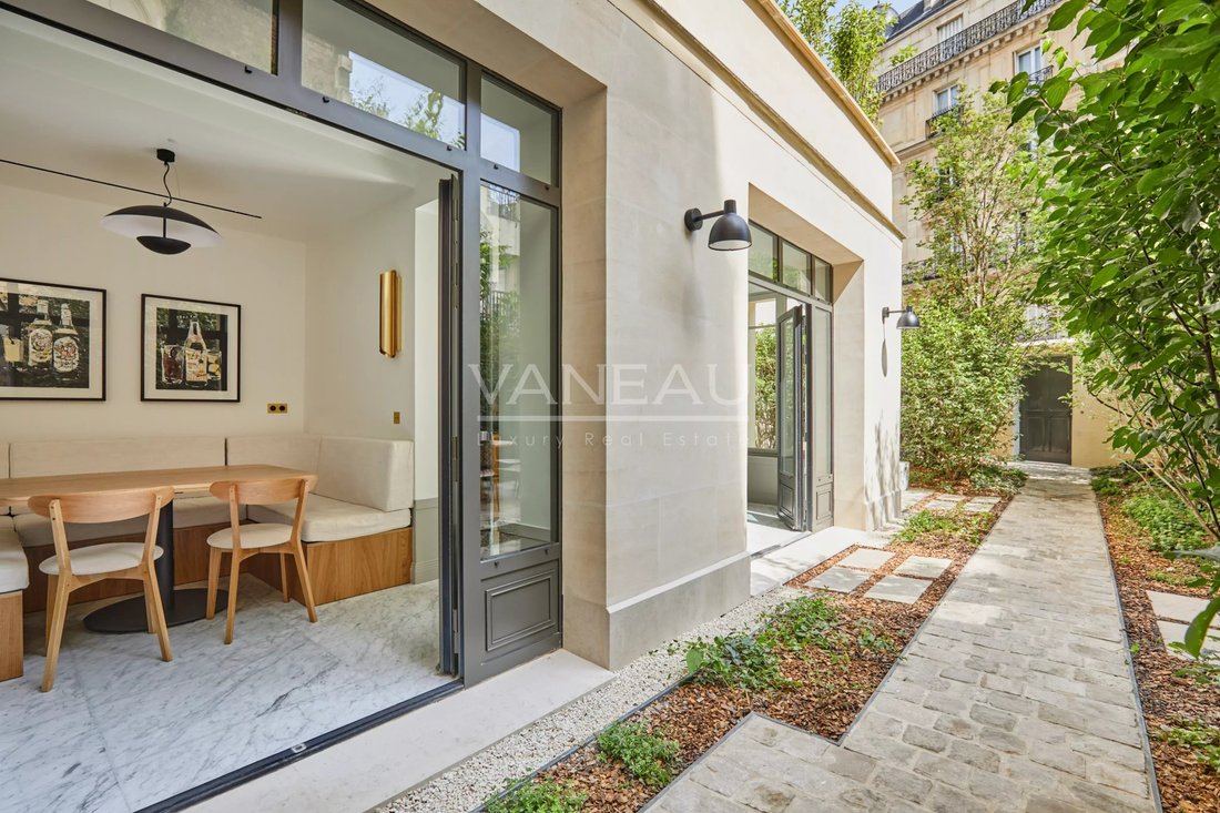 Estate in Saint Placide, Paris 6e Arrondissement, Paris 5 - 18817834