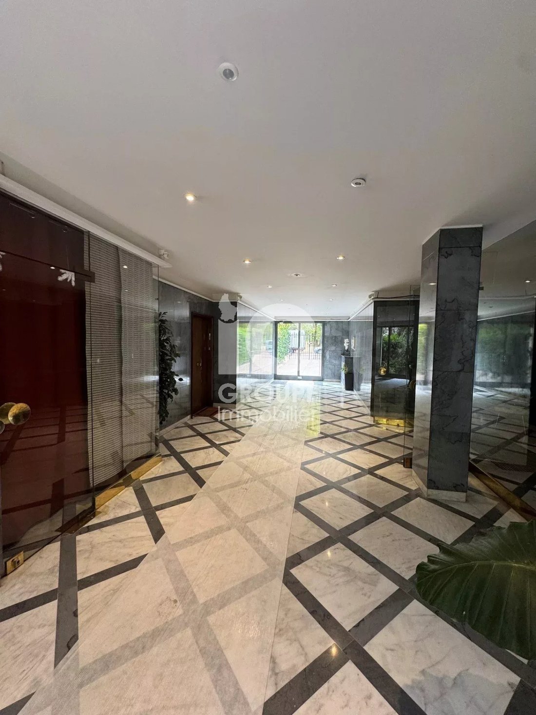 Appartement à Neuilly-sur-Seine, Île-de-France, France 4 - 18817908