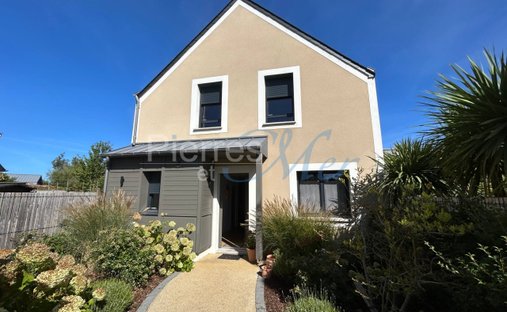 House in Saint-Briac-sur-Mer, Brittany, France 1