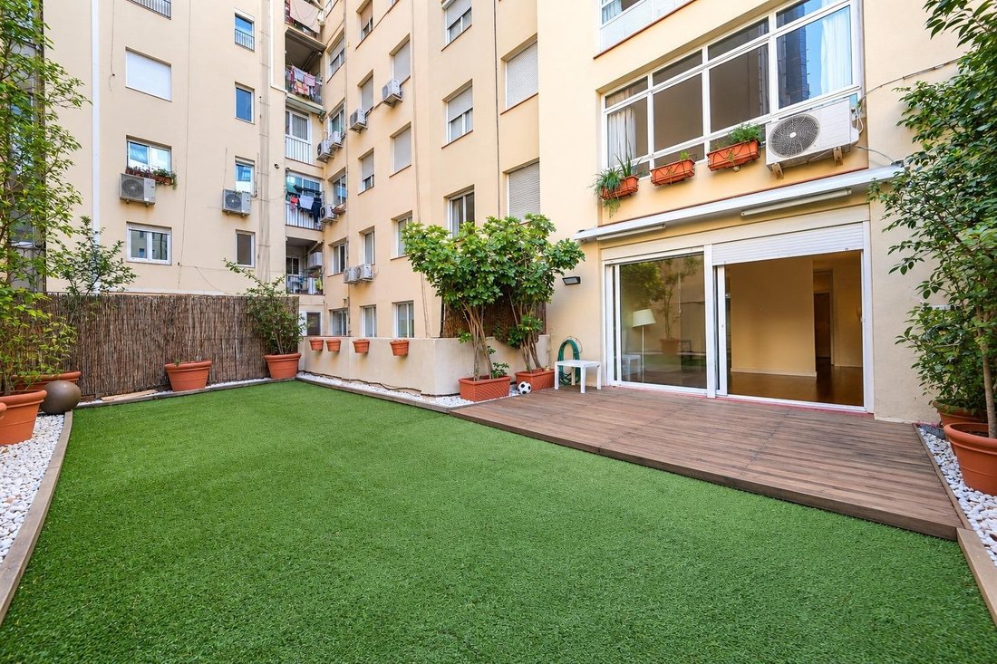Apartment in Eixample, Barcelona, Spain 2 - 18817952