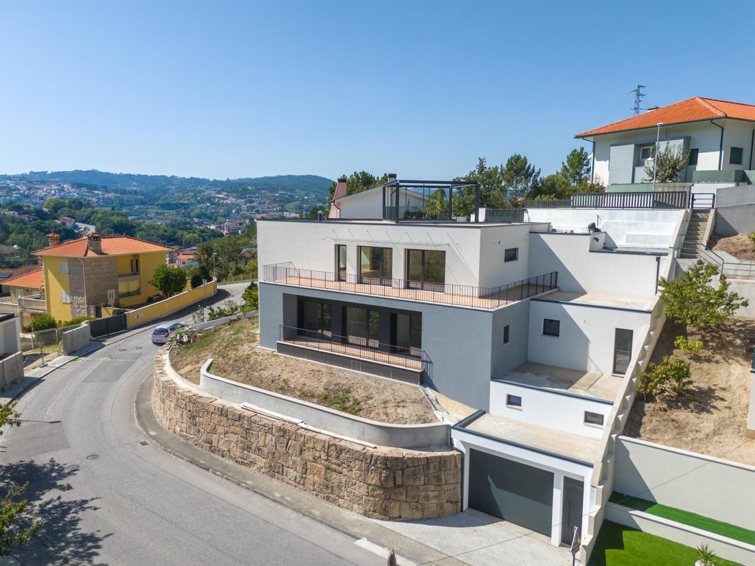 Villa in Amarante, Portugal, Porto District, Portugal 1 - 18817998