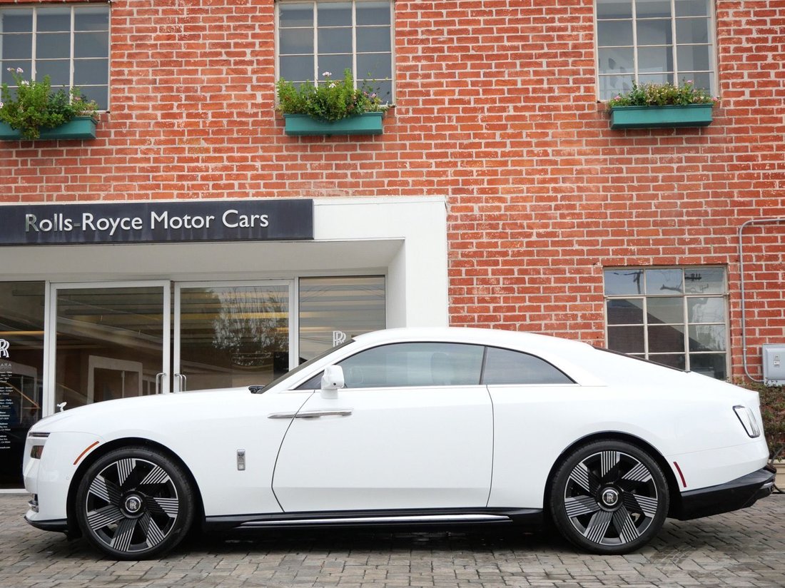 Coupe in Beverly Hills, CA, United States 3 - 18817829