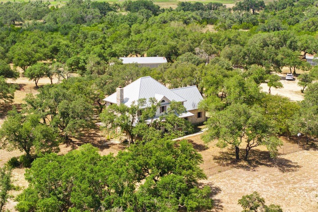 Farm Ranch in Wimberley, Texas, United States 2 - 18818645