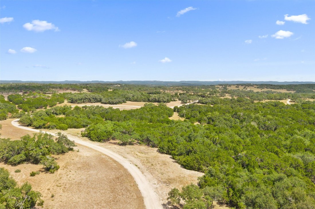 Farm Ranch in Wimberley, Texas, United States 3 - 18818645