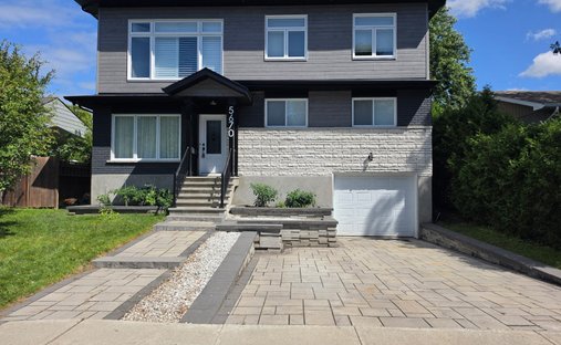 Haus in Longueuil, Québec, Kanada 1