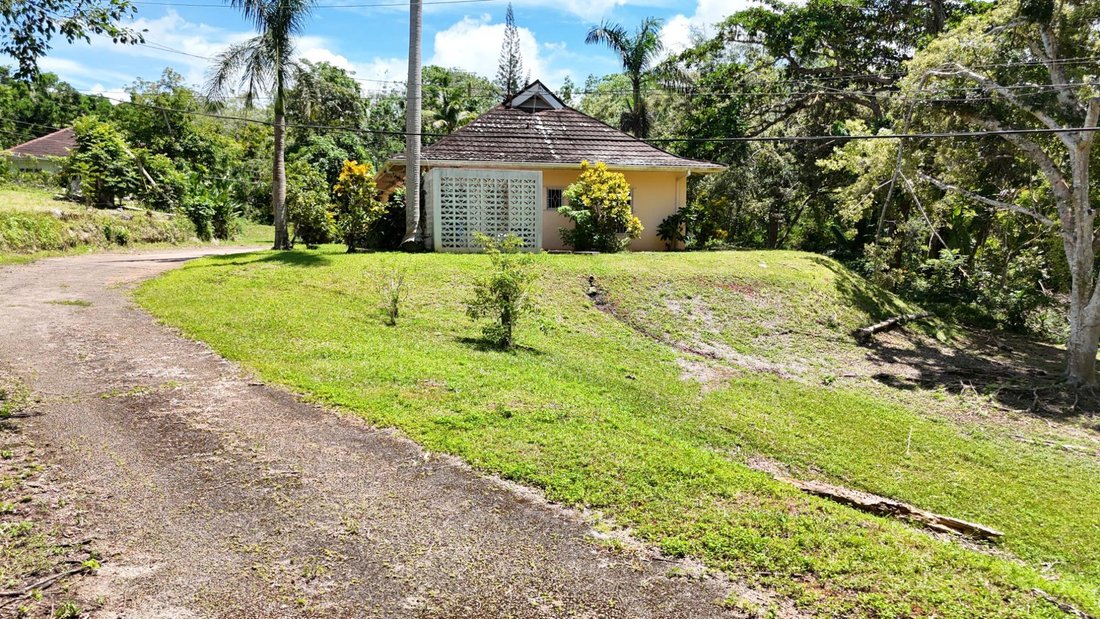 Casa en Mandeville, Manchester Parish, Jamaica 2 - 18819377