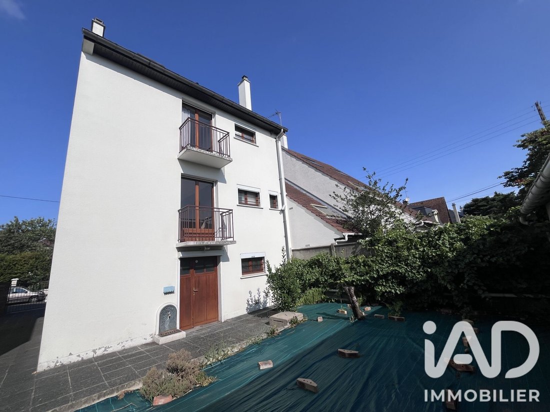 House in Maurice Huron-La Chapelle, Clichy-sous-Bois, France 5 - 18821585