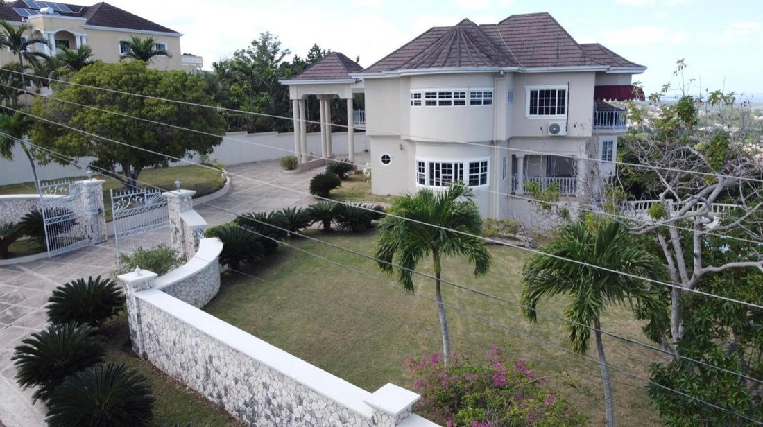Casa en Runaway Bay, Parroquia de Saint Ann, Jamaica 1 - 18819350