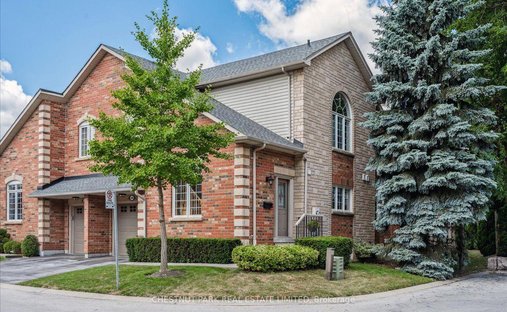 Condo in Oakville, Ontario, Canada 1