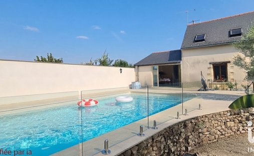 House in Brissac-Loire-Aubance, Pays de la Loire, France 1