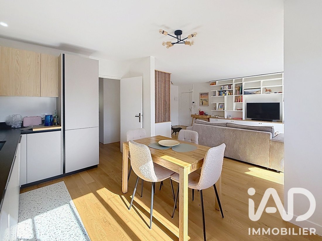 Apartment in Poincare, Garches, France 4 - 18821497