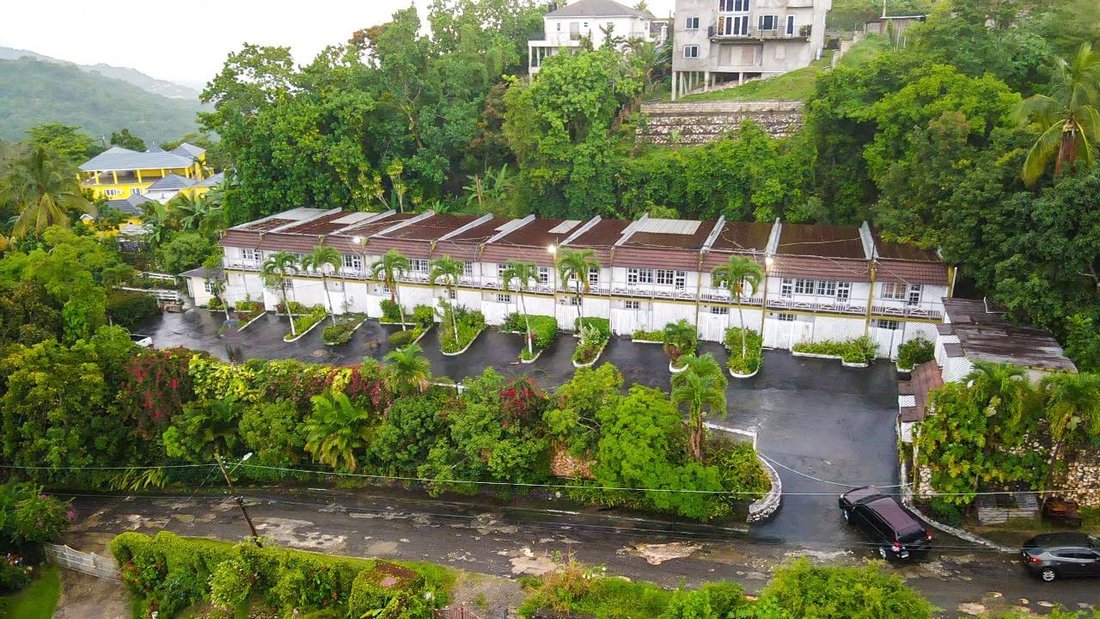 Terreno en Golden Spring, Parroquia de Saint Andrew, Jamaica 1 - 18819426