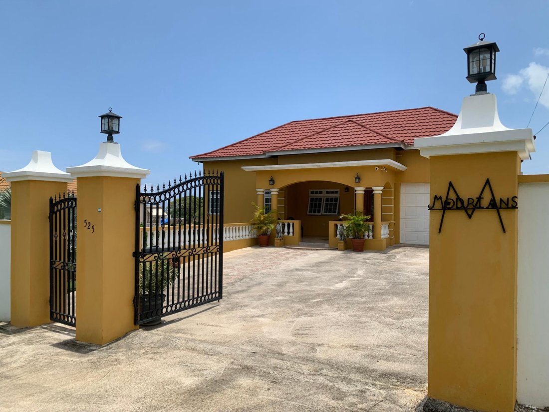 Casa en Runaway Bay, Parroquia de Saint Ann, Jamaica 2 - 18819394