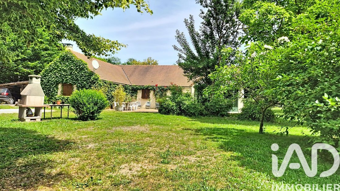 House in Milly-la-Forêt, Ile-de-France, France 1 - 18130348