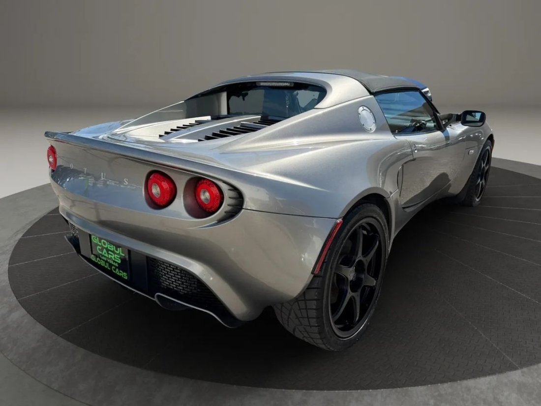 Coupe in Las Vegas, NV, United States 5 - 18658257