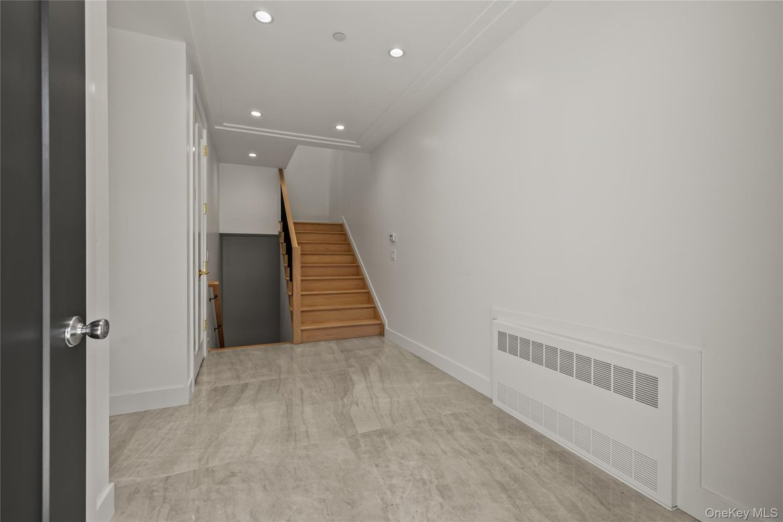 Condominio a Spring Valley, New York, Stati Uniti 5 - 18818675