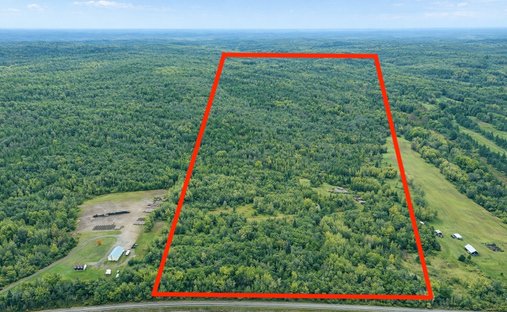 Rancho en Saint-Jérôme, Quebec, Canadá 1