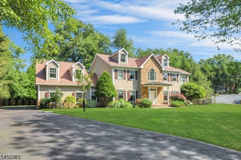 Haus in River Vale, New Jersey, Vereinigte Staaten 1 - 18818741