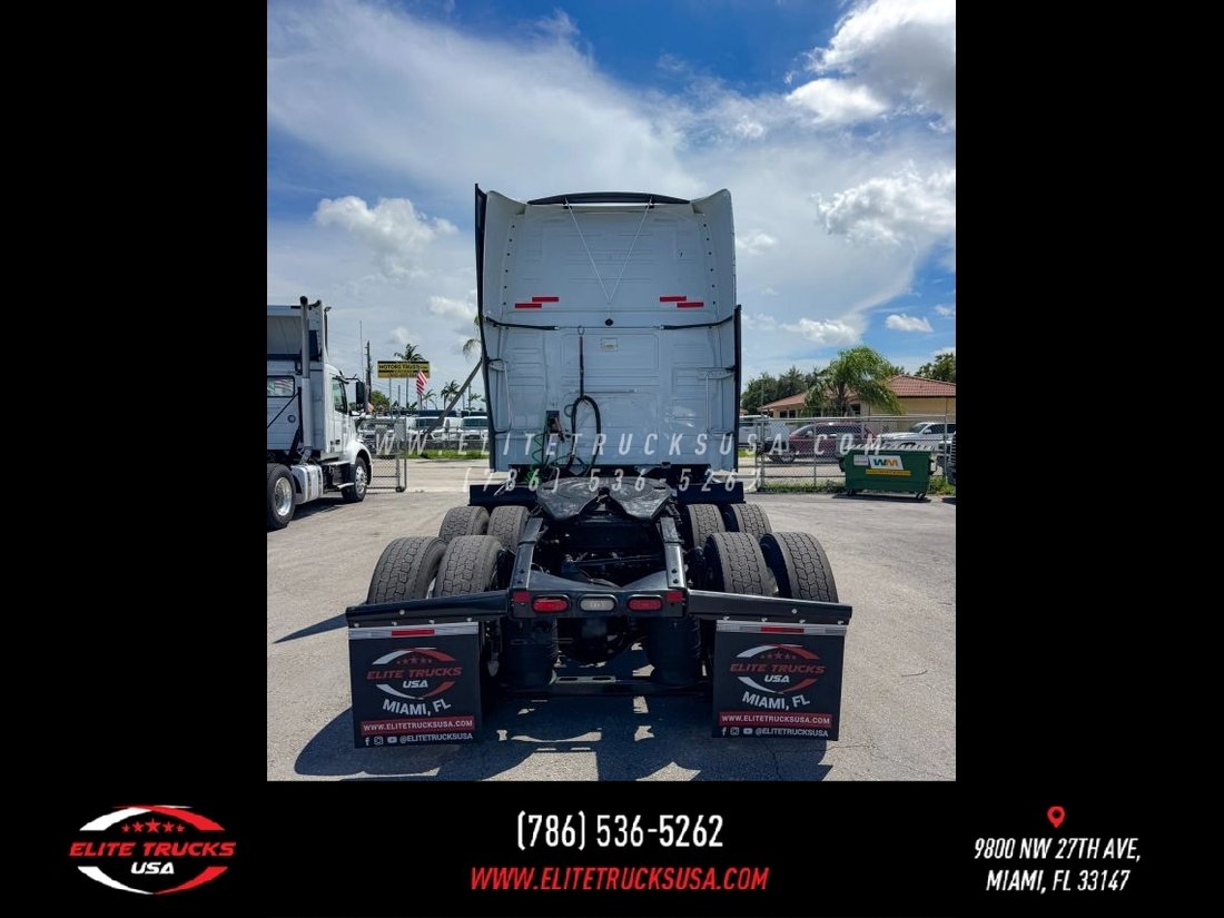 2023 Volvo Commercial VNL VNL 400 Sleeper in Miami, FL, United States 4 - 18818465