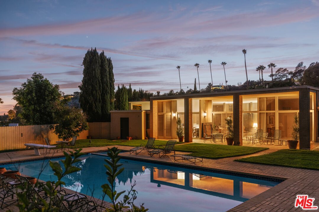Casa a Beverly Hills, California, Stati Uniti 1 - 18818086