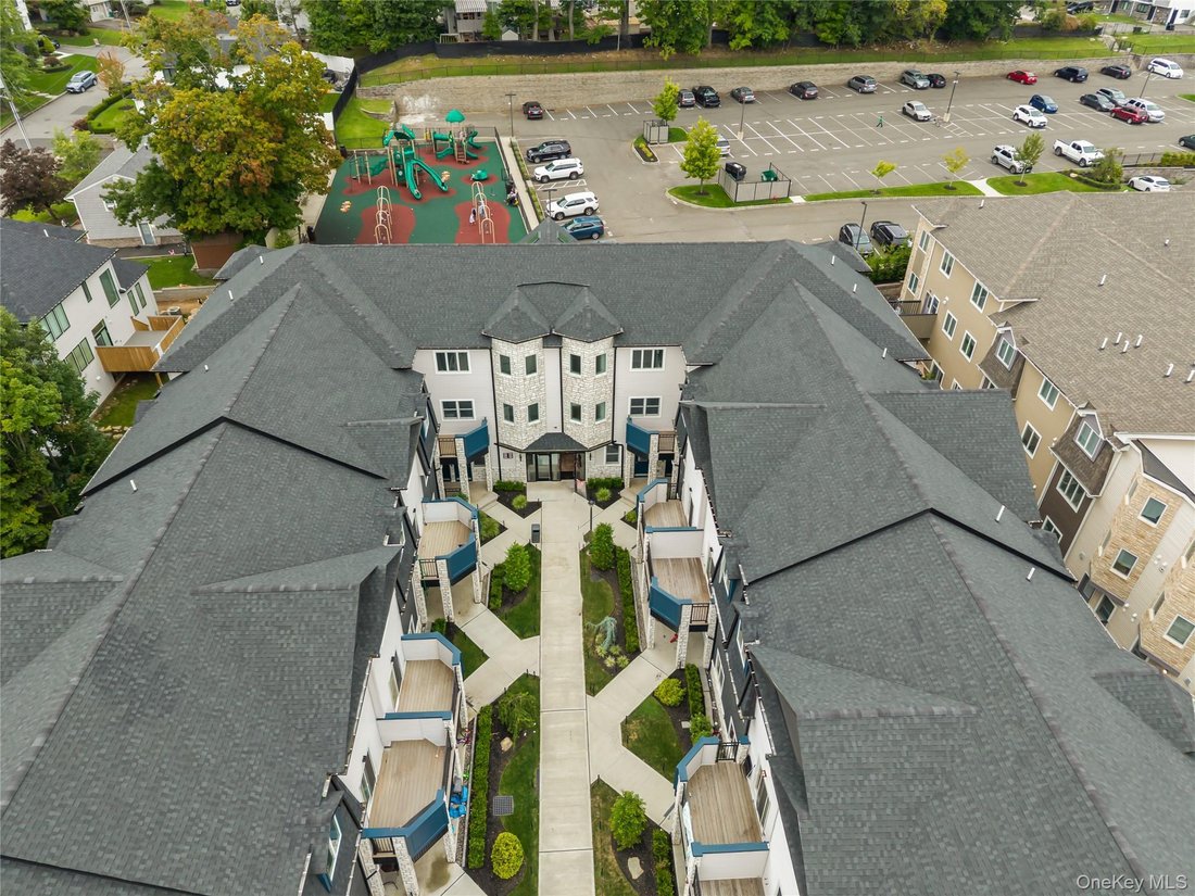 Condominio a Spring Valley, New York, Stati Uniti 4 - 18818704