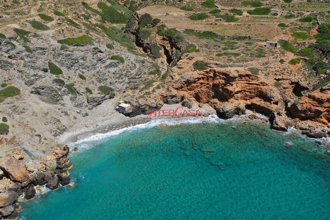 Terreno en Community of Folegandros, Aegean, Grecia 1 - 18818705