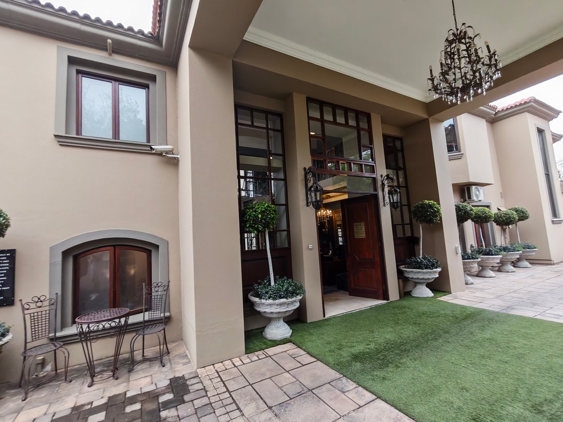 Casa en Pretoria Norte, Gauteng, Sudáfrica 2 - 18818563