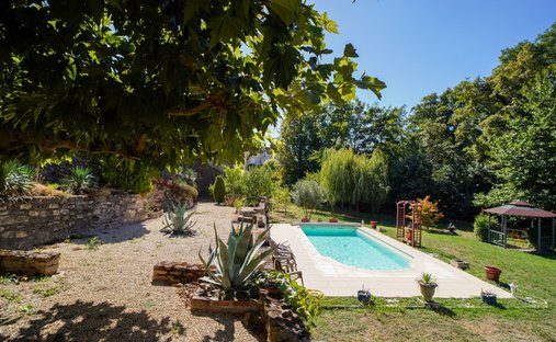 Villa a La Verchère, Charnay-lès-Mâcon, Francia 1