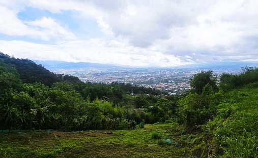 Terreno a San Antonio, San José, Costa Rica 1