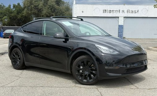 2023 Tesla Model Y Long Range Sport Utility 4D in Azusa, CA, United States 1