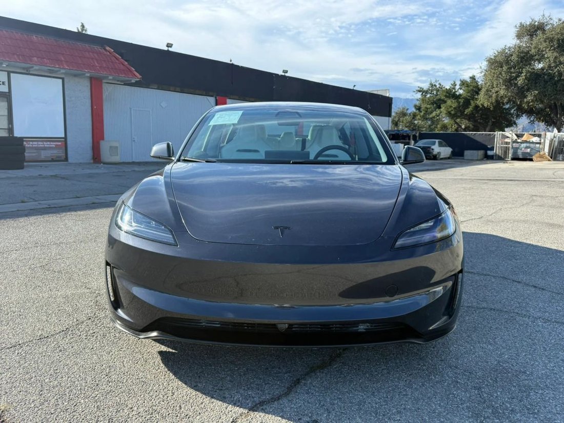 Sedan in Azusa, CA, United States 2 - 18818484