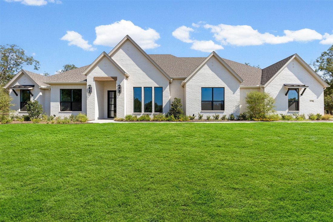 House in Granbury, Texas, United States 1 - 18085936