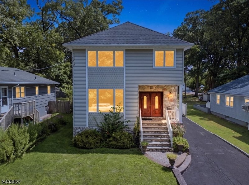 House in Springfield Township, New Jersey, United States 1 - 18819369