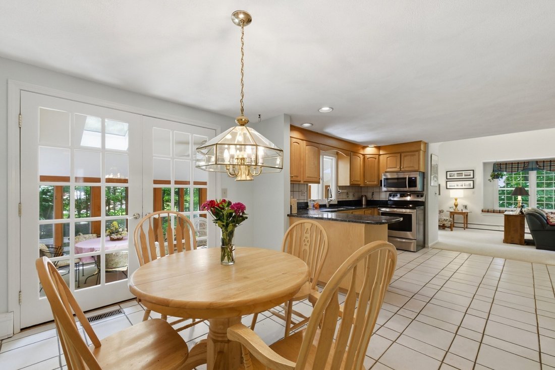 House in Lexington, Massachusetts, United States 4 - 18089269