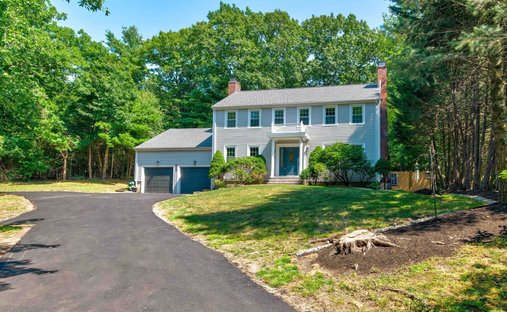 House in Milton, Massachusetts, United States 1