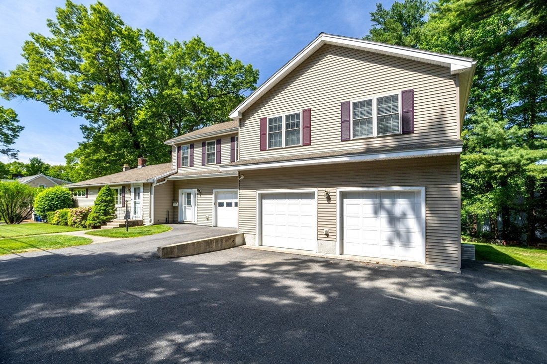 House in Leominster, Massachusetts, United States 3 - 18395725