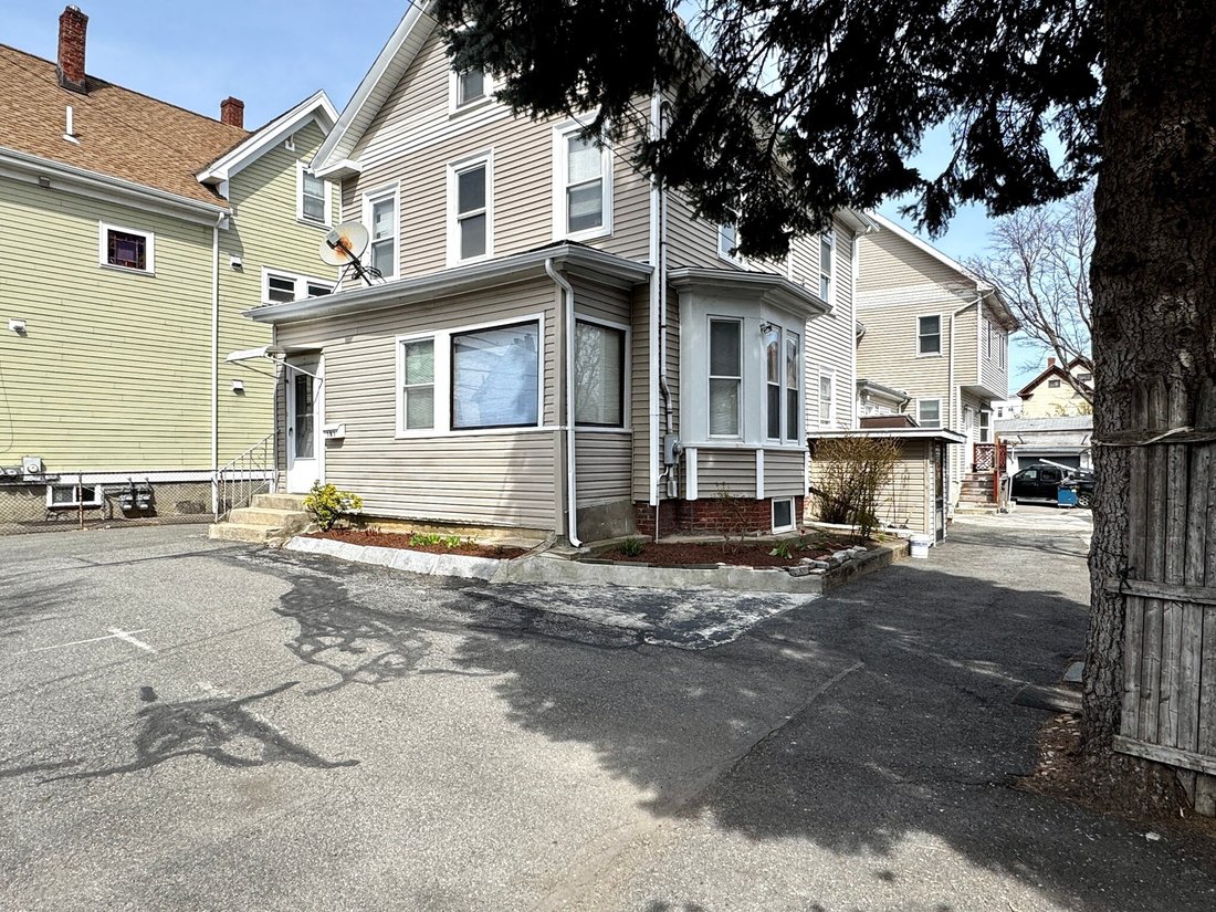 House in Malden, Massachusetts, United States 3 - 18520270