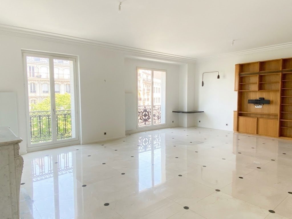 Apartment in Ternes-Maillot, Paris 17e Arrondissement, Paris 3 - 18319227