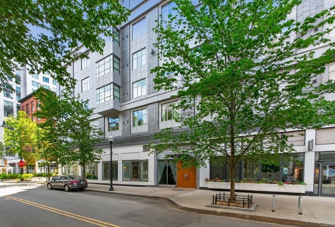 Condo in Somerville, Massachusetts, United States 3 - 18819156