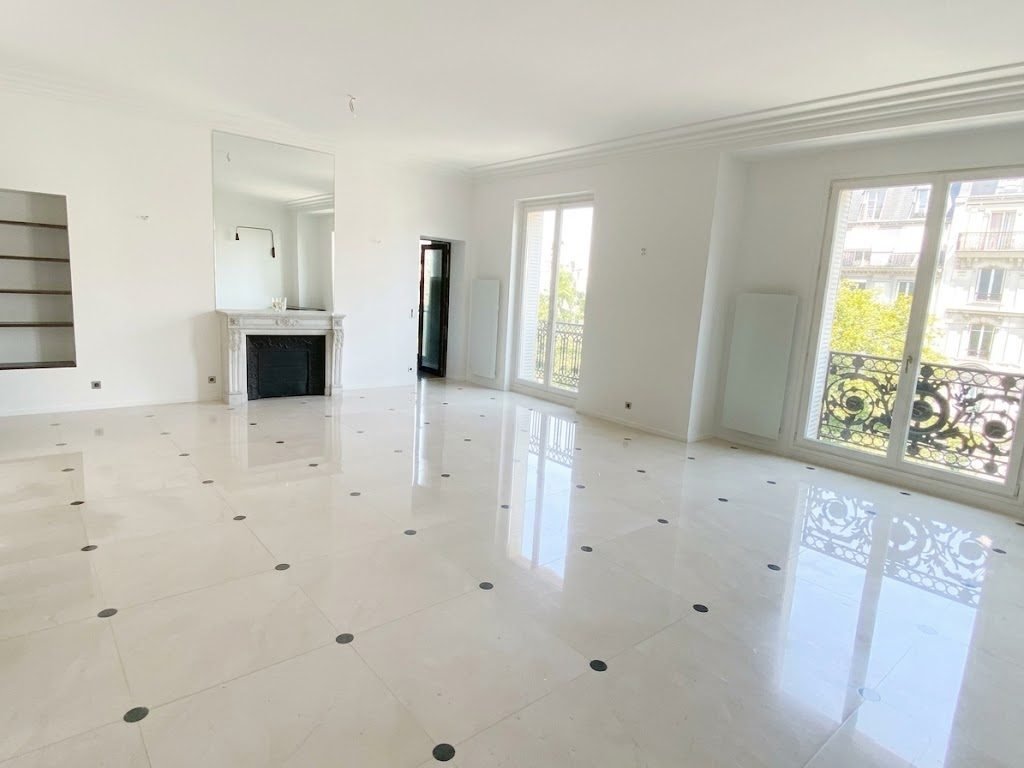 Apartment in Ternes-Maillot, Paris 17e Arrondissement, Paris 5 - 18319227