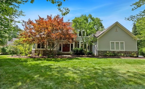 House in Chagrin Falls, Ohio, United States 1