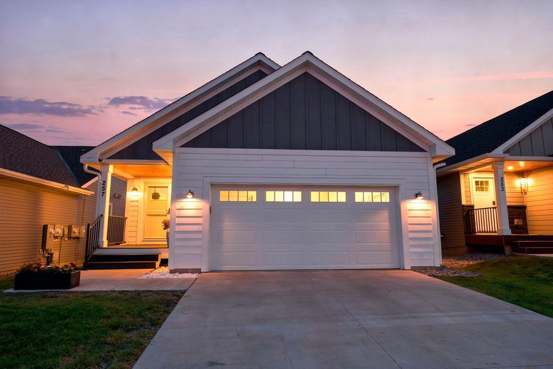 House in Roseville, Minnesota, United States 1 - 18819838